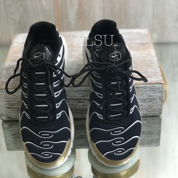 Nike Air Max Plus Black Aluminum White W AUTHENTIC - Picture 4 of 8